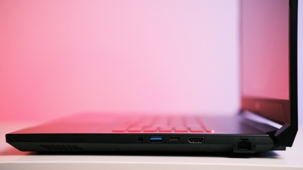 Обзор игрового ноутбука MSI Katana GF76 12UE-065RU: 14 ядер, RTX 3060, 144 Гц и мощная система охлаждения Обзор игрового ноутбука MSI Katana GF76 12UE-065RU: 14 ядер, RTX 3060, 144 Гц и мощная система охлаждения