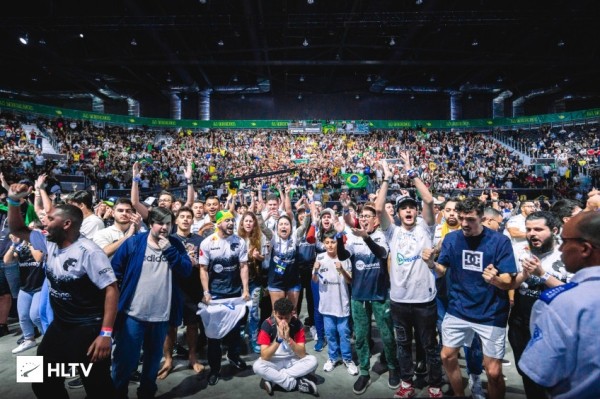 Эмоции и переживания: лучшие фотографии первых дней IEM Rio Major 2022