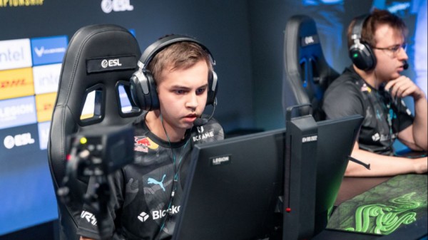 Cloud9 с игроками из России оказалась в топе главных камбэков 2022 года в CS:GO Cloud9 с игроками из России оказалась в топе главных камбэков 2022 года в CS:GO