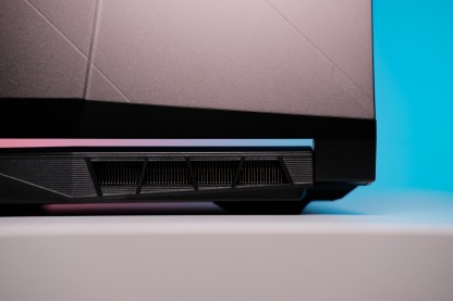 Фотообзор ноутбука MSI Pulse GL76