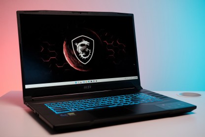 Фотообзор ноутбука MSI Pulse GL76
