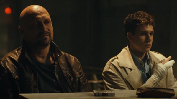 От ростовских подворотен до московских бизнес-центров: лучшие российские сериалы 2022 От ростовских подворотен до московских бизнес-центров: лучшие российские сериалы 2022