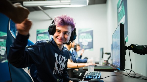 HellRaisers и Darkside выиграли стартовые матчи DPC для Восточной Европы HellRaisers и Darkside выиграли стартовые матчи DPC для Восточной Европы